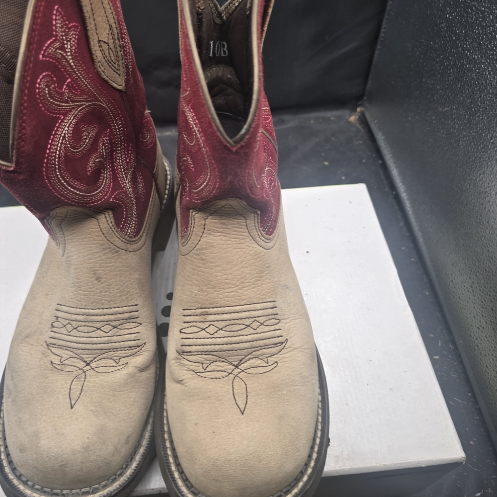 Ariat Brown Leather Boots‎